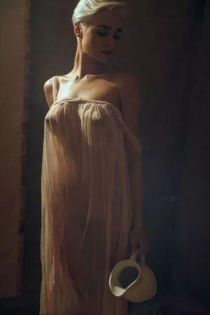 farruhhhamraeva / user nude photo #0191