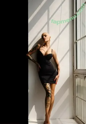 farruhhhamraeva / user nude photo #0552