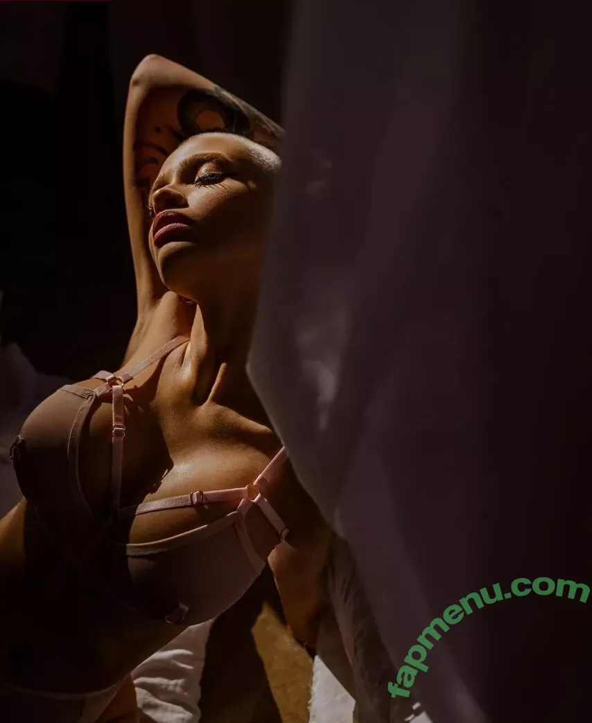 farruhhhamraeva nude photo #0201 (user)