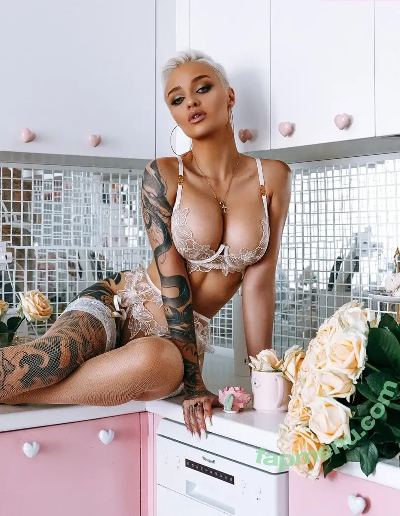 farruhhhamraeva nude photo #0564 (user)