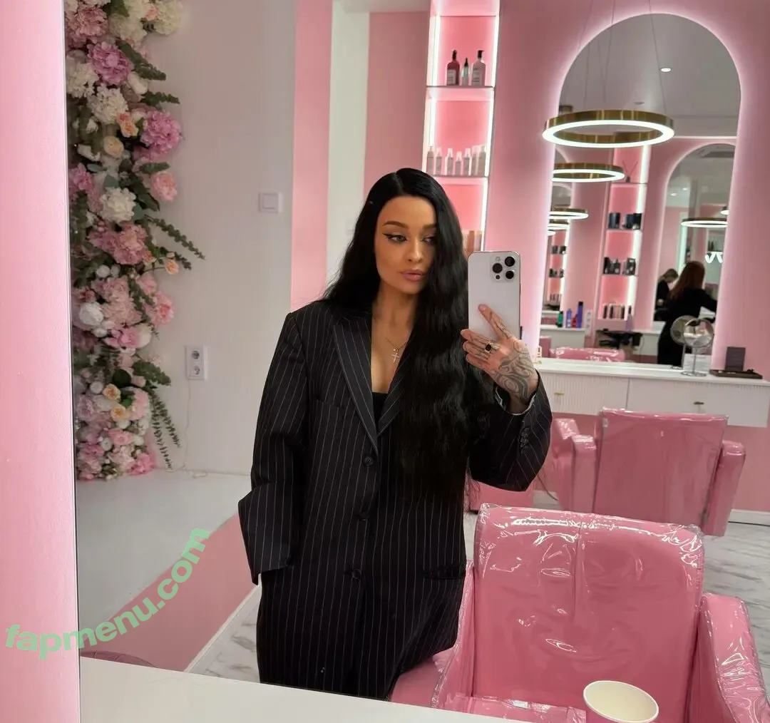 farruhhhamraeva nude photo #0571 (user)