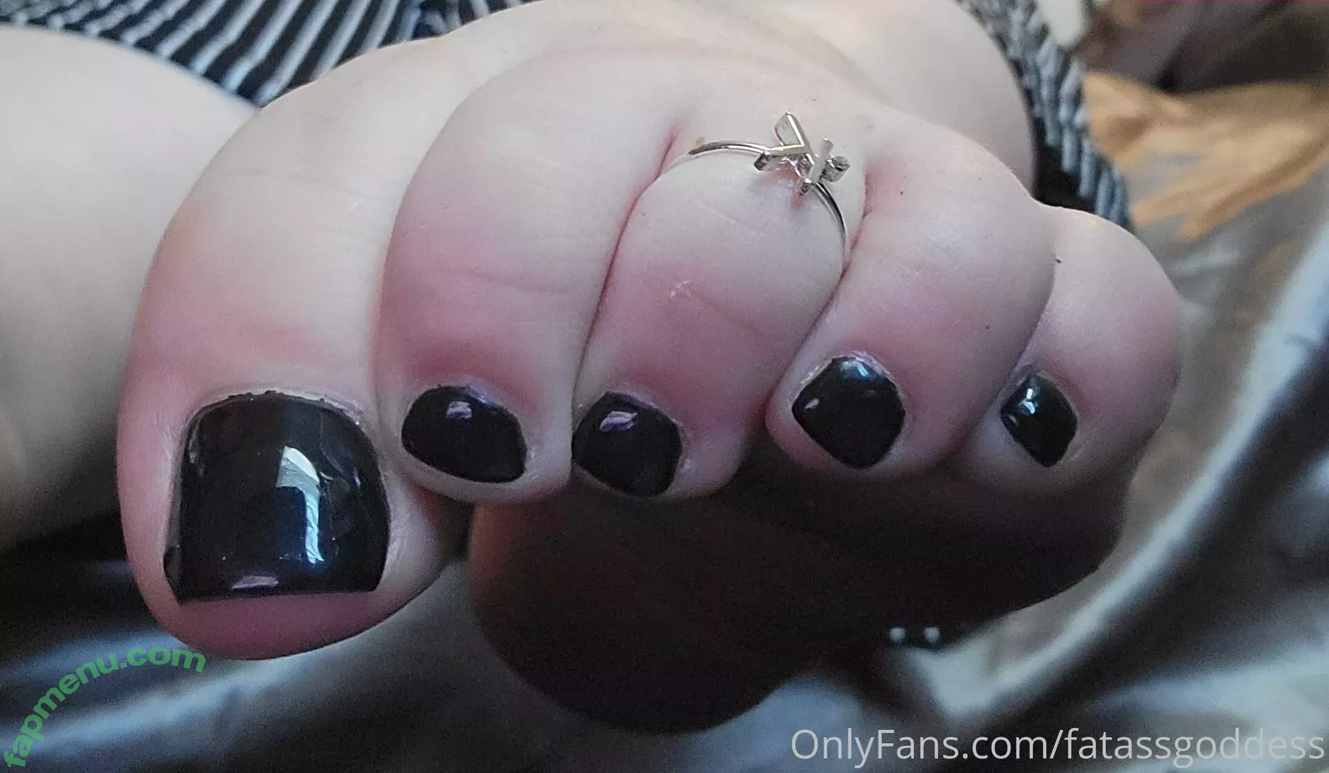 fatassgoddess nude photo #0030 (fatassgoddess_ / kymberli)