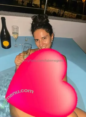 fatemegeee / fatemegee nude photo #0012