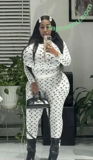 Fatima Belizaire / fatimabeee nude photo #0011