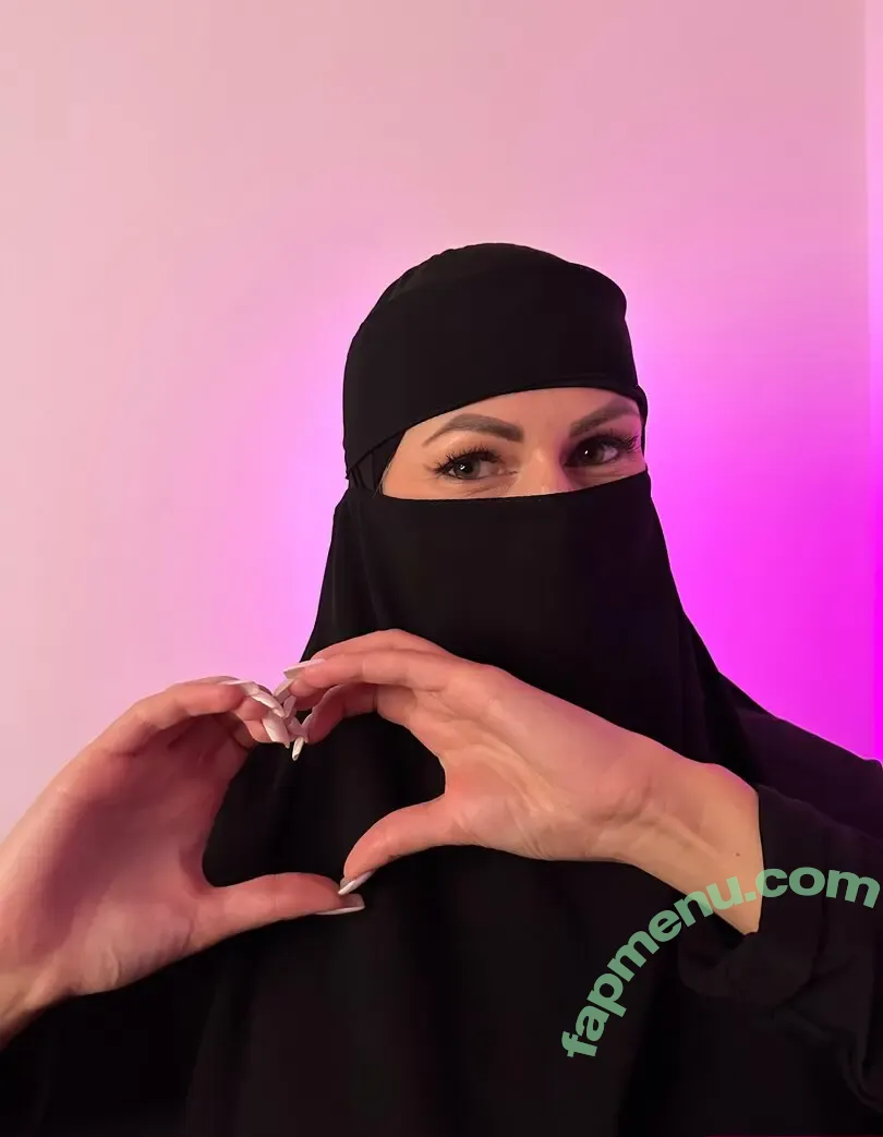 fatima.khalifa nude photo #0002 (fa2ma83)