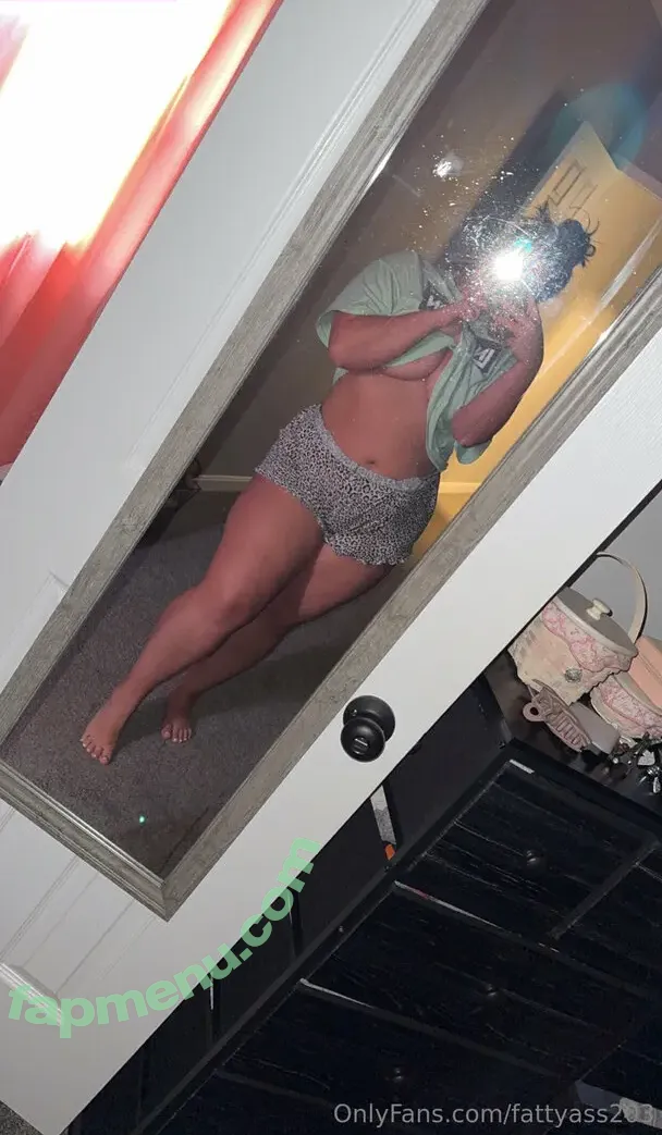 fattyass203 nude photo #0107 (Allie / mama_withthefatty / mamafromthe302)
