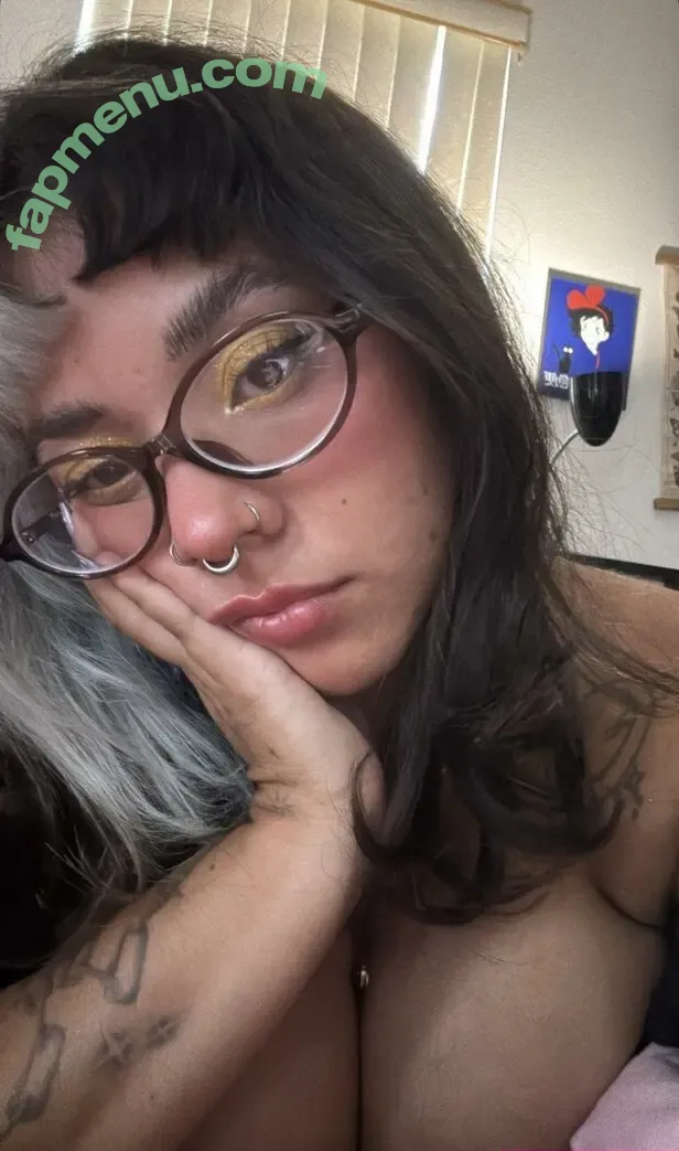 fauxgothbb nude photo #0017 (fairybabygoth)