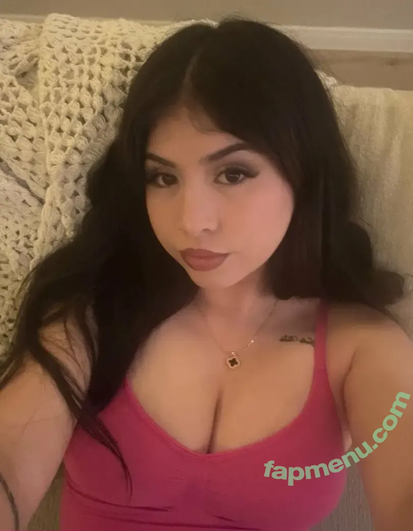 favaly nude photo #0050 (favalliii)