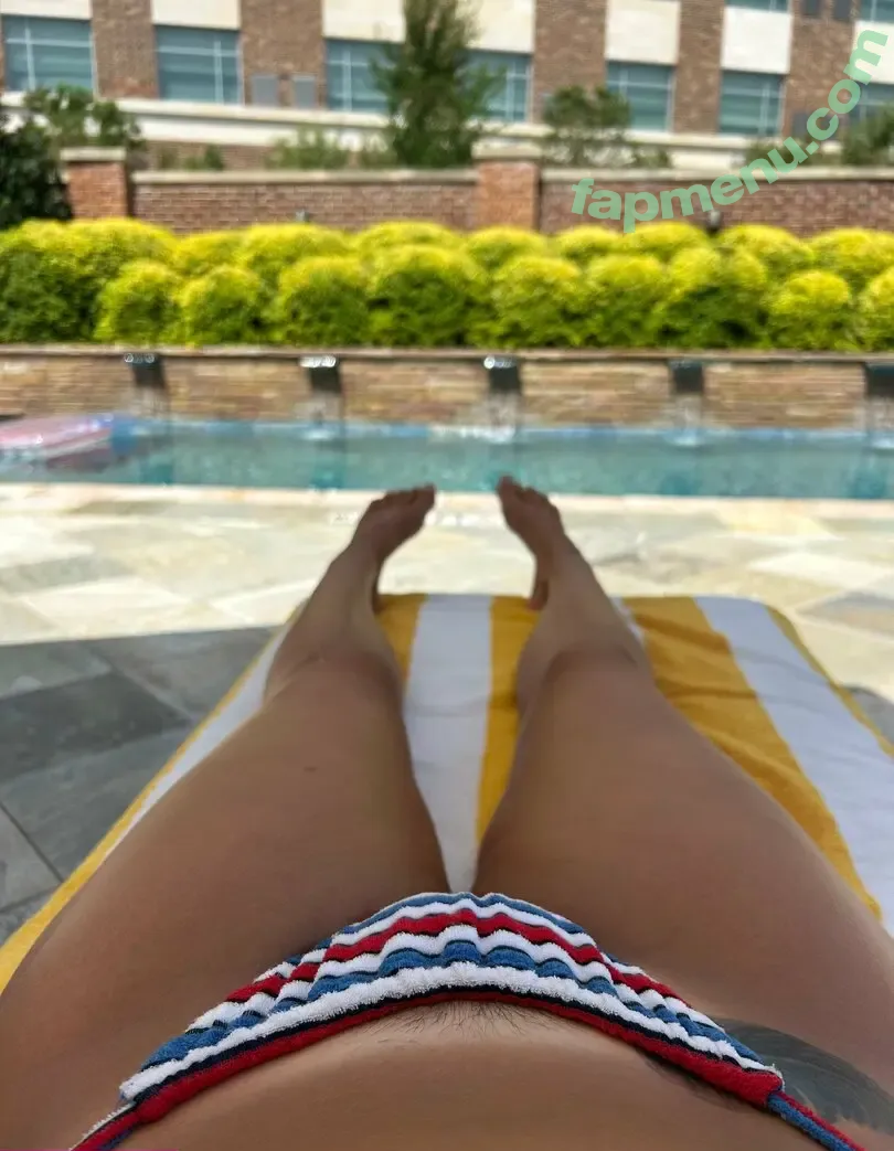 favcunttvx nude photo #0050 (ashleyydunham / slightlycunt)