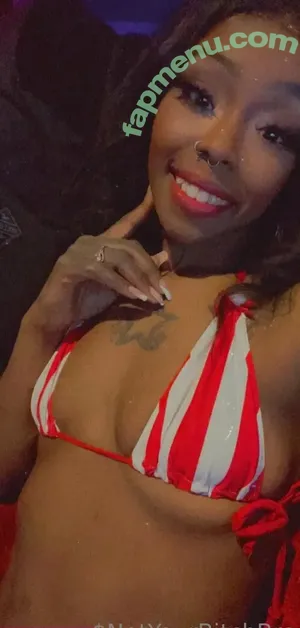  nude photo #0001
