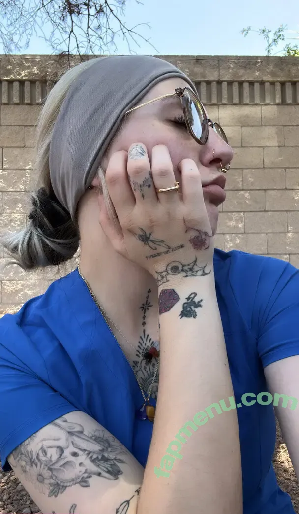 Fawnx nude photo #0007 (Fawn Mckay / fawnx.jpg)