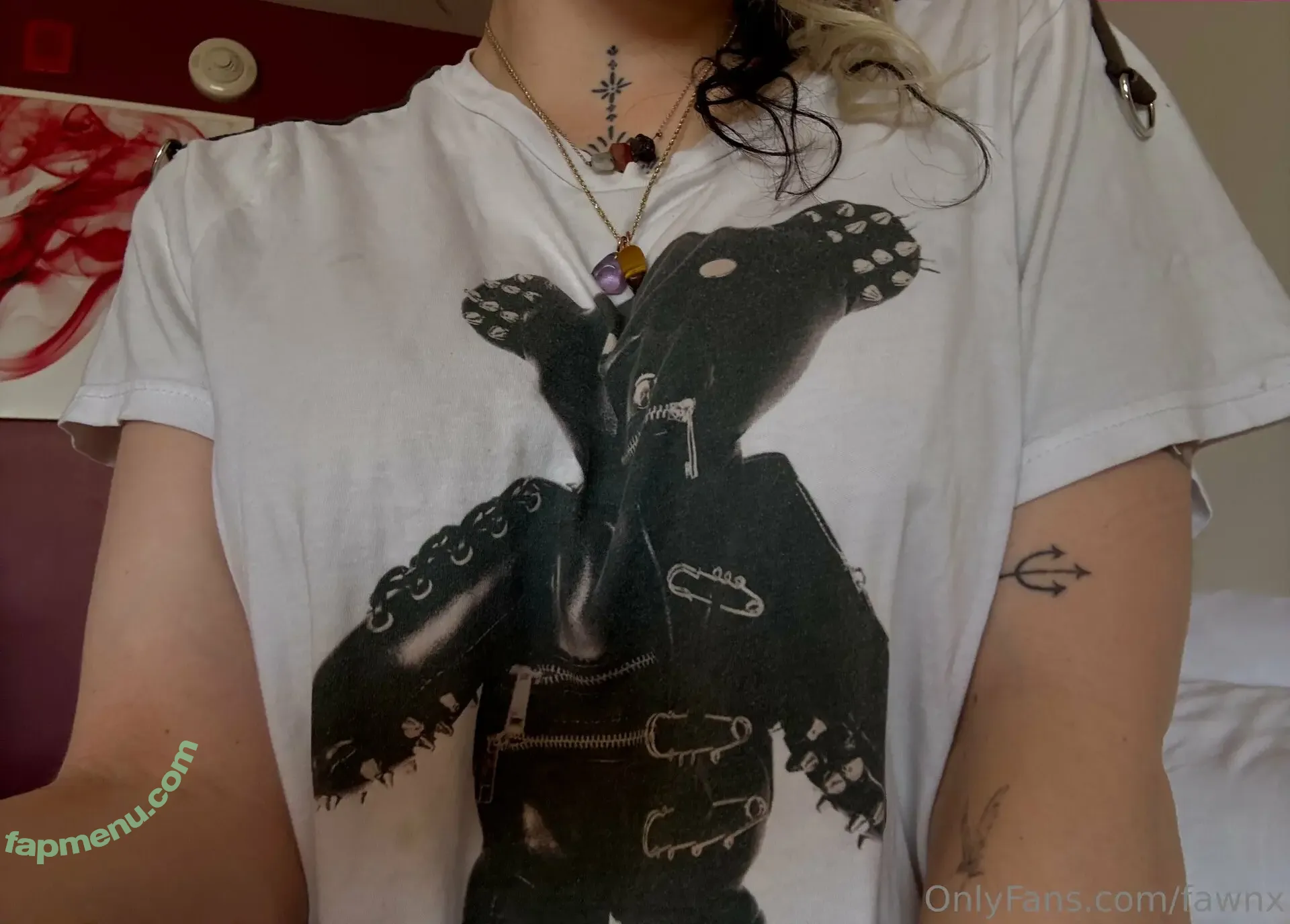 Fawnx nude photo #0023 (Fawn Mckay / fawnx.jpg)