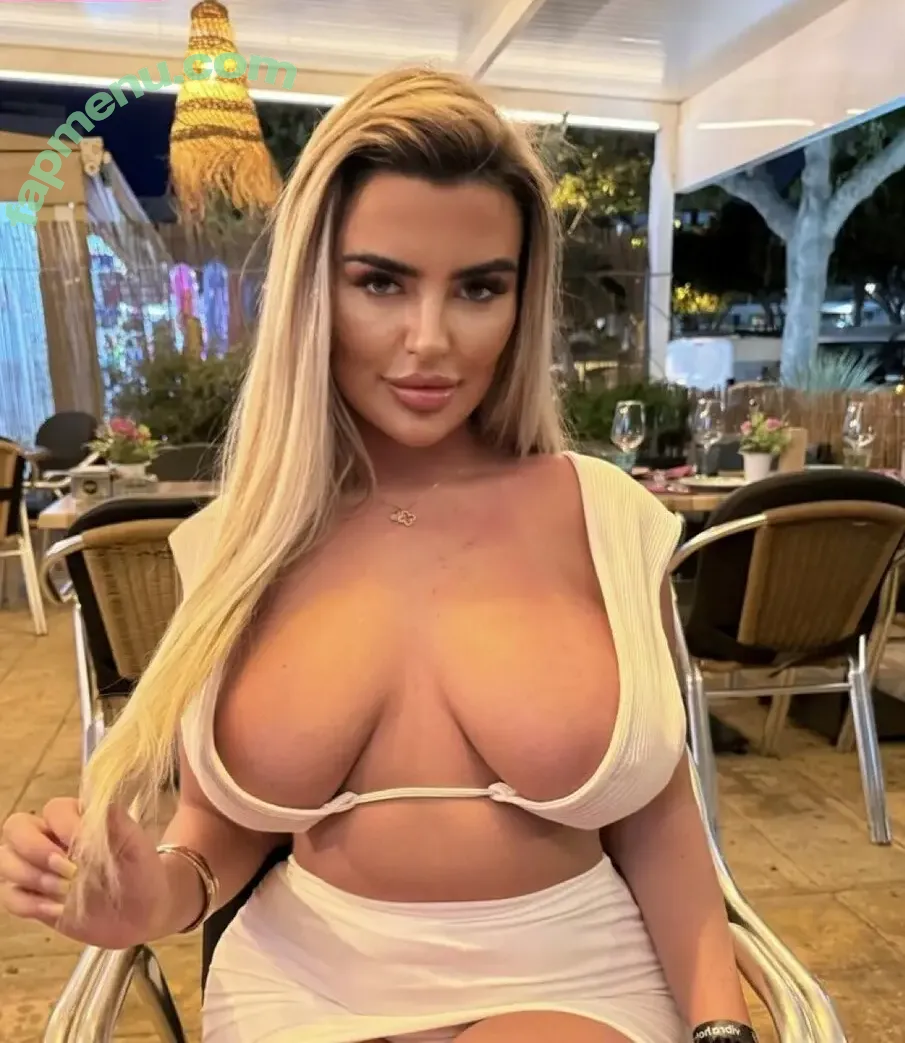 Faye Hallahan nude photo #0013 (FayeRae22 / fayehallahan)