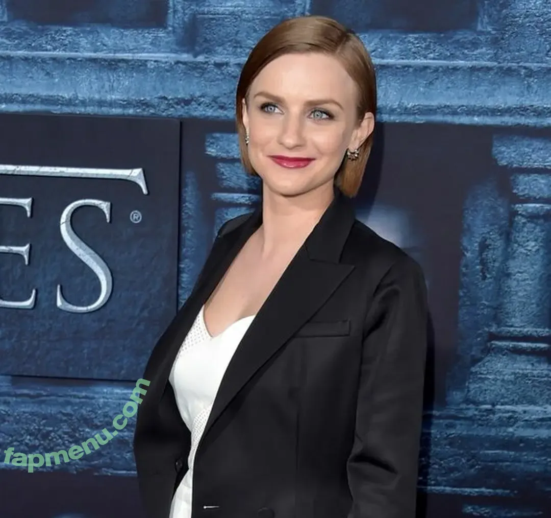 Faye Marsay nude photo #0016 (fayemarsay86)