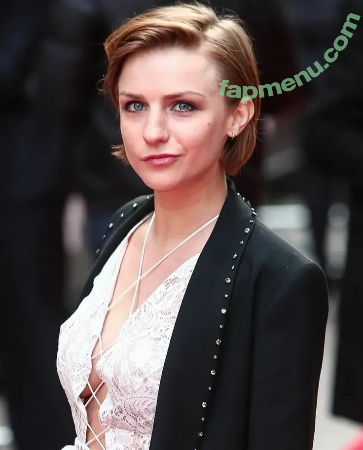 Faye Marsay nude photo #0035 (fayemarsay86)