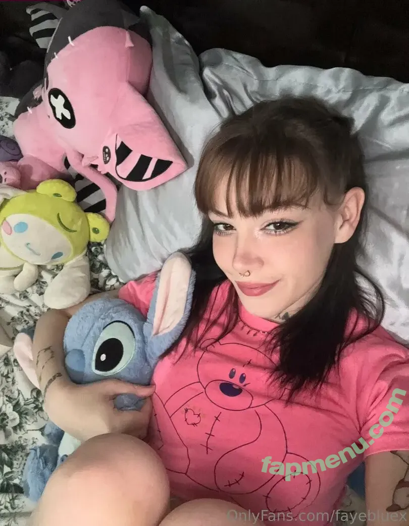 fayebluex nude photo #0035 (fayebluex)
