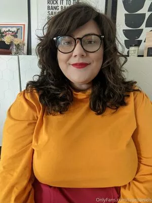 fayedaniels / fayedanielsbbw nude photo #0029