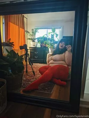 fayedaniels / fayedanielsbbw nude photo #0085