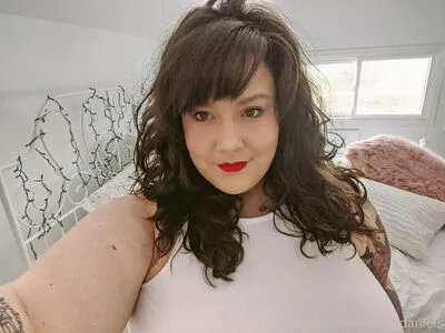 fayedaniels / fayedanielsbbw nude photo #0102