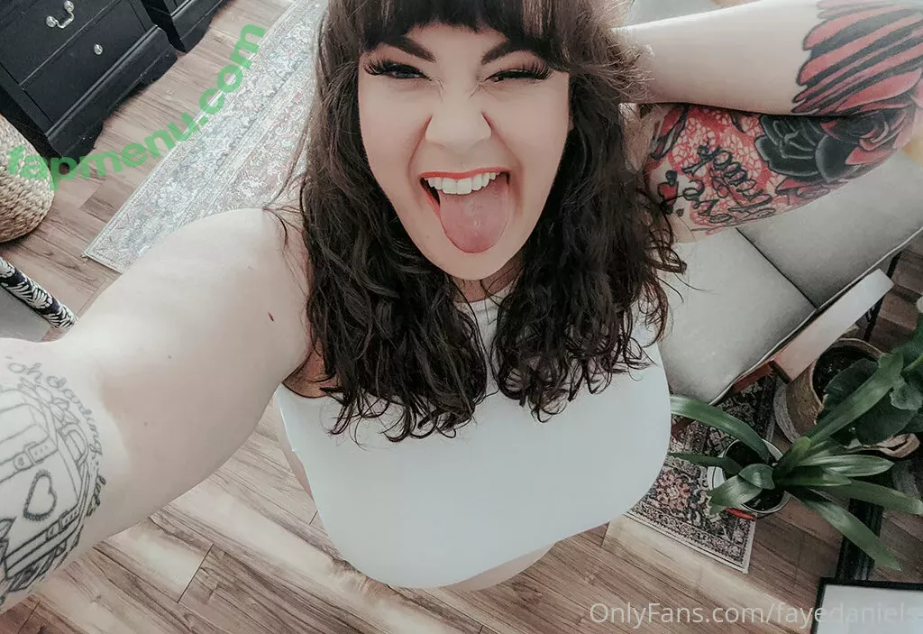fayedaniels nude photo #0172 (fayedanielsbbw)