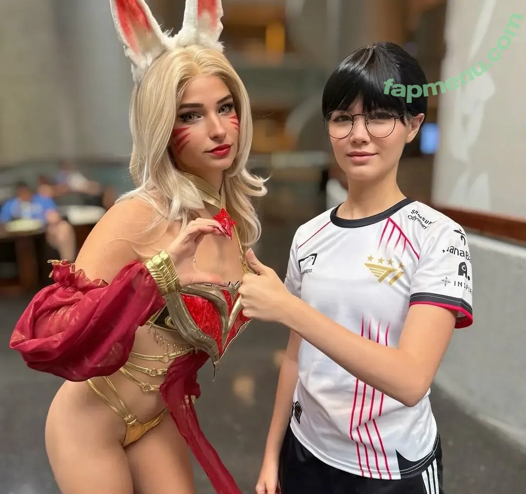 fayefayeplays nude photo #0105 (fayefayecosplay)