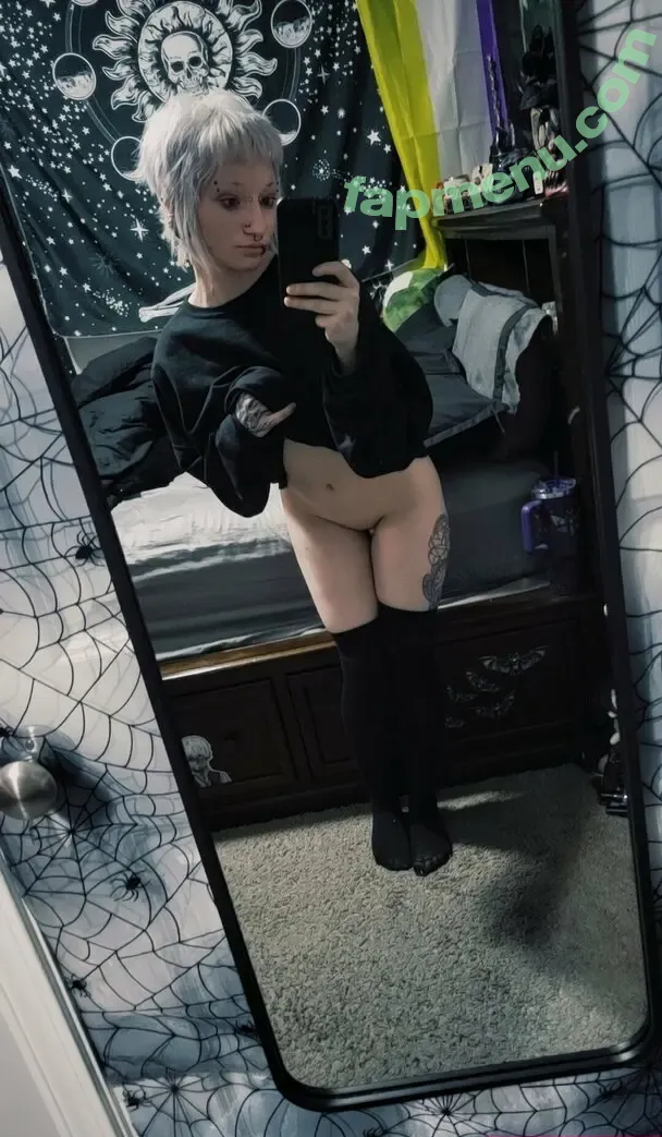 featheredsparrow nude photo #0005 (featheredsparrow)