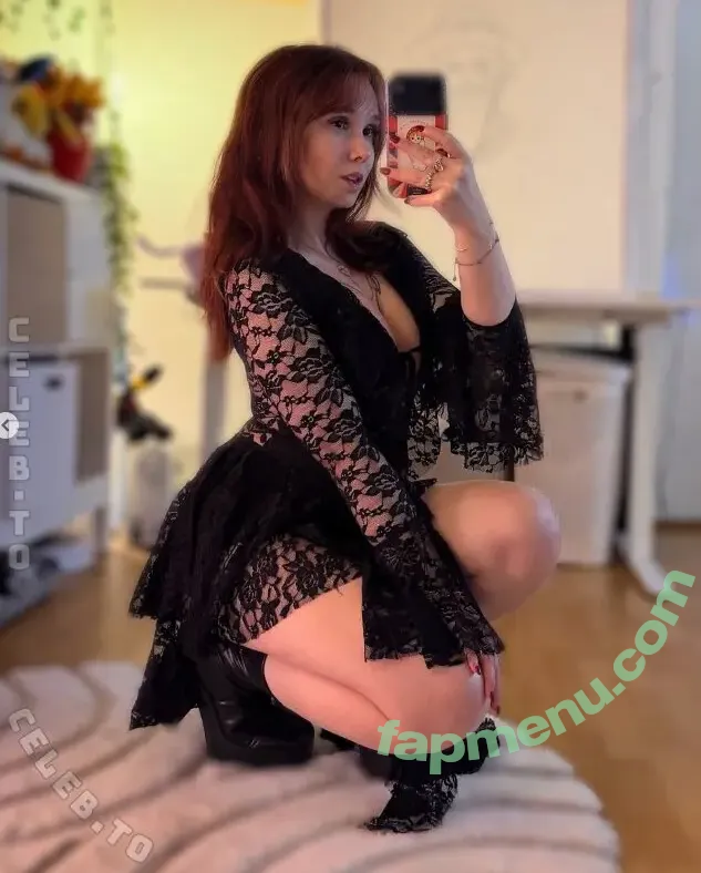 Feedeline nude photo #0114 (itsonly_feli)