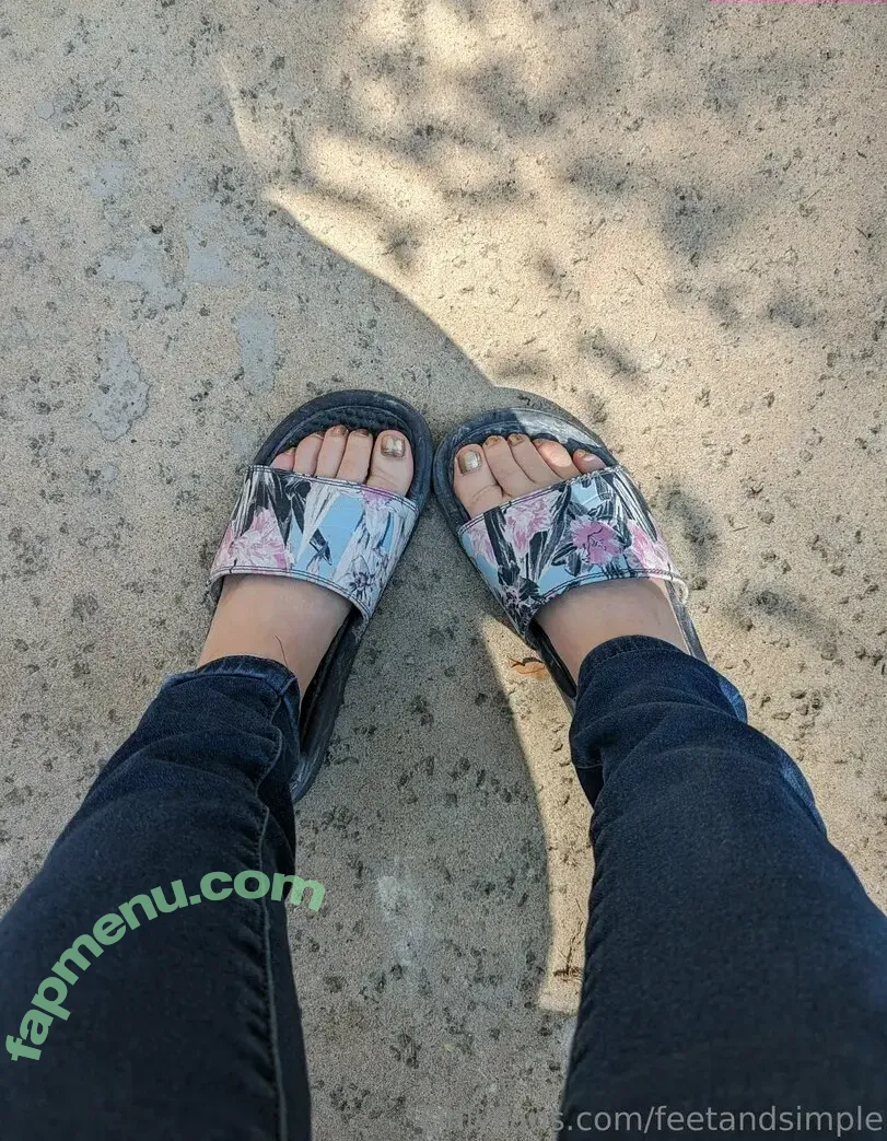 feetandsimple nude photo #0020 (reel)