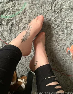 feetbbw / bbwfotjob nude photo #0027