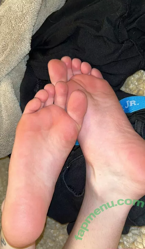 feetiecutieee nude photo #0089 (feetiecutie__)