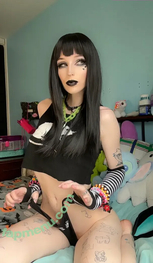 feetiecutieee nude photo #0221 (feetiecutie__)