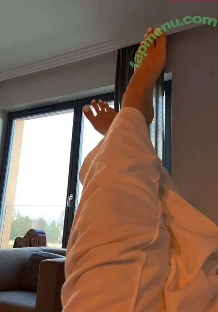 feetqueenkaty nude photo #0020 (feetqueen1999)