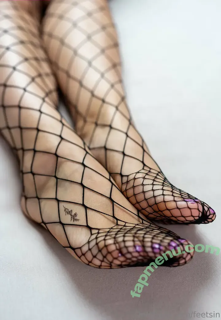 feetsin nude photo #0022 (_feetsin_)