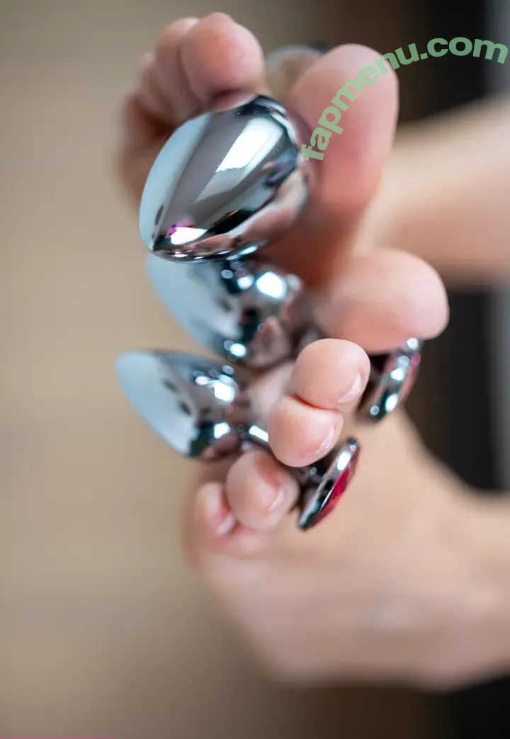 feetsin nude photo #0029 (_feetsin_)
