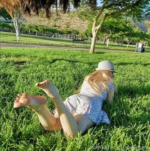 Feetvampire / vampire_feett nude photo #0058