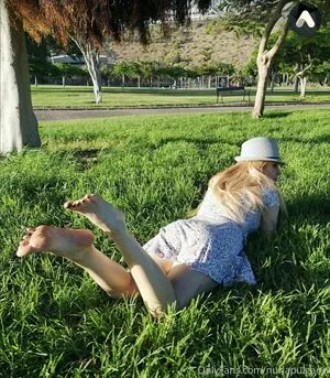 Feetvampire / vampire_feett nude photo #0059