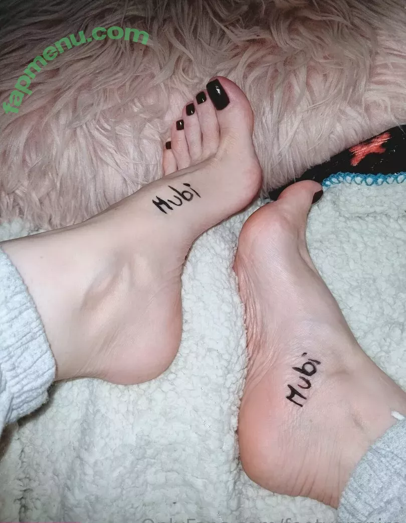 Feetvampire nude photo #0443 (vampire_feett)