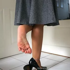 feetworthfollowing / michelle.feetworthfollowing nude photo #0067