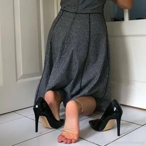 feetworthfollowing / michelle.feetworthfollowing nude photo #0068