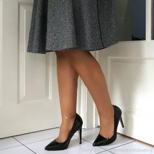 feetworthfollowing / michelle.feetworthfollowing nude photo #0069