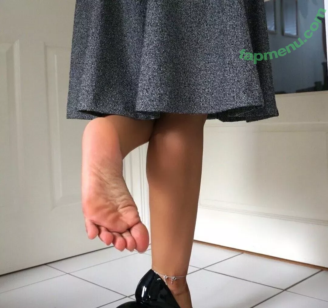 feetworthfollowing nude photo #0067 (michelle.feetworthfollowing)