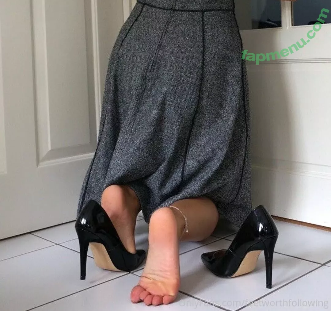 feetworthfollowing nude photo #0068 (michelle.feetworthfollowing)