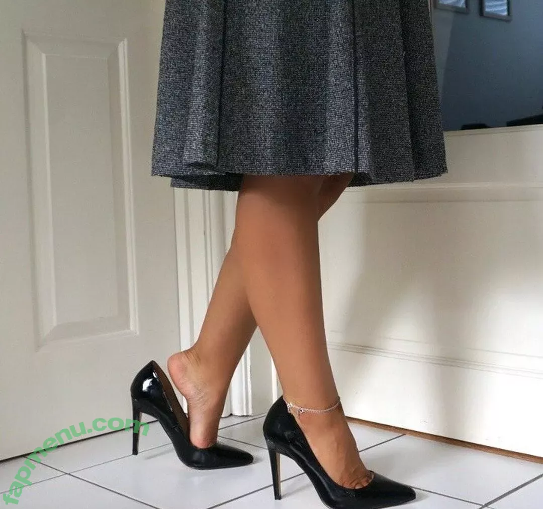 feetworthfollowing nude photo #0071 (michelle.feetworthfollowing)