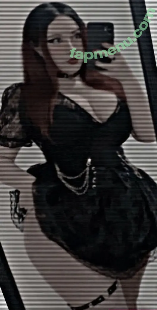 Feezius голая photo #0080 (feezius_)