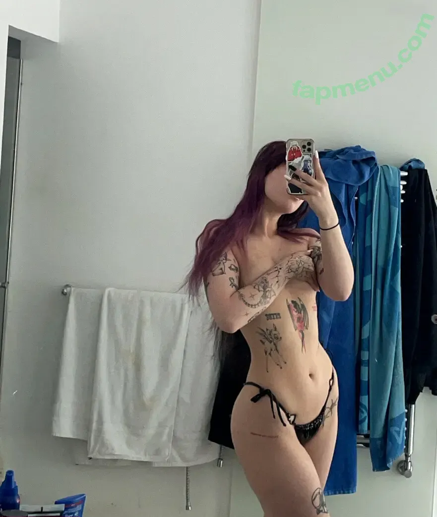 fefefromthemooon nude photo #0024 (fefefromthemooon)