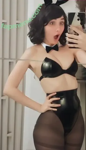  nude photo #0001