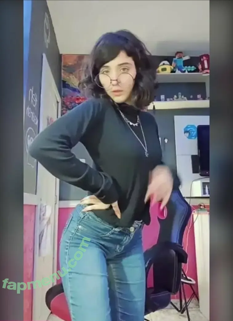 Feh Dubs nude photo #0004 (Feh Dubs)