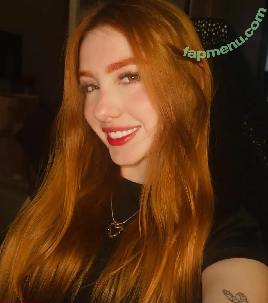 Fehanzen nude photo #0186 (Fernanda Hanzen / feeh_hanzen)