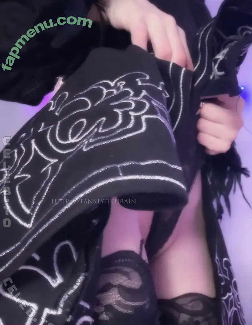 Feiirain nude photo #0043 (feiiraiin / fenfeii)