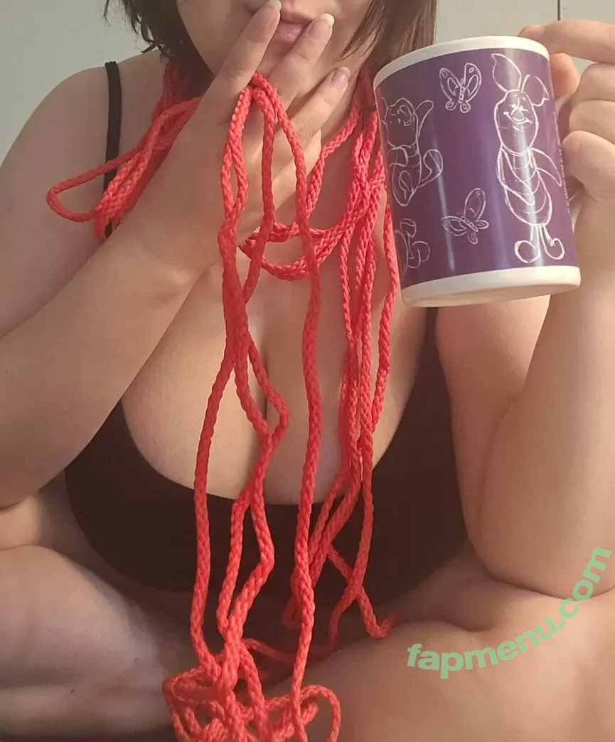 feistyashurricane nude photo #0002 (feistyashurricane)
